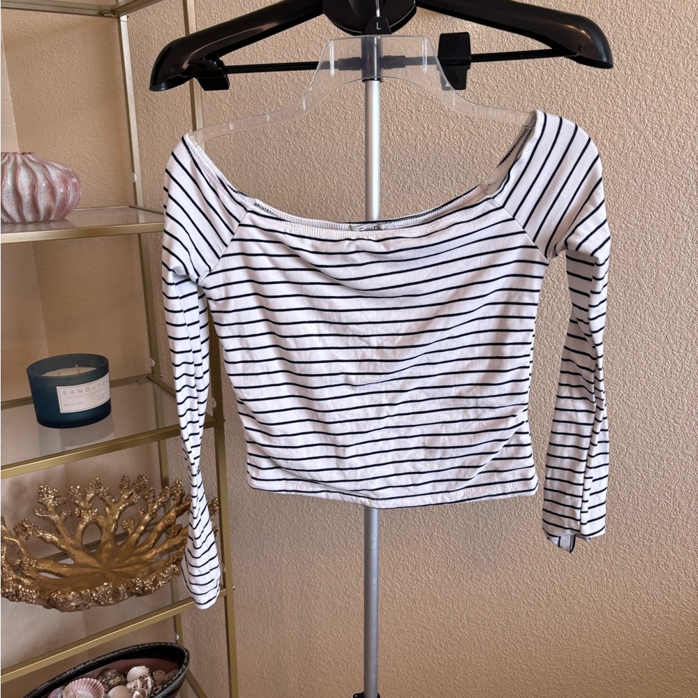 Faded Rose Essentials Wide‎ Shoulder Striped Crop Top M